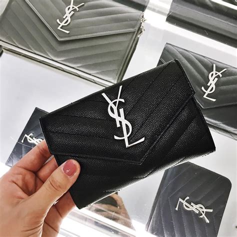 porte monnaie femme ysl